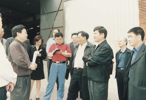 时任武汉市市长，湖北省常务副省长李宪生到安博官网官指导工作